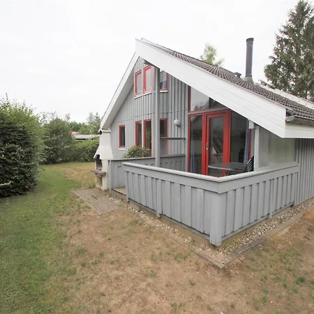 Holiday home Mirow In