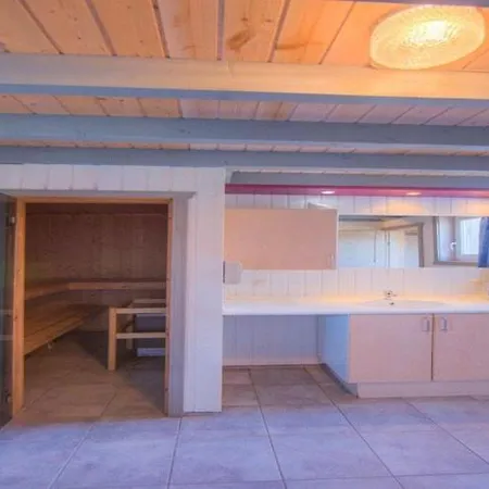 Holiday home Mirow In *