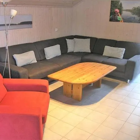 Ferienhaus Mirow In *