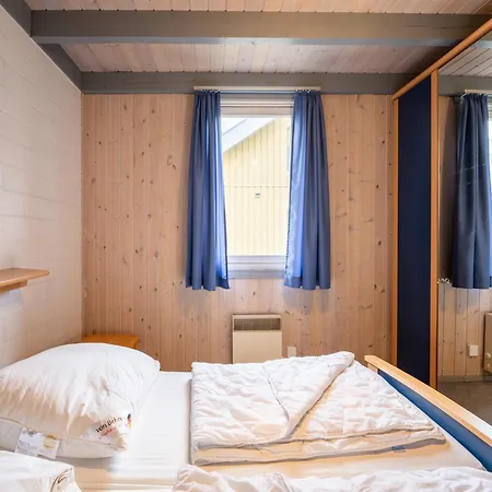 Holiday home Mirow In *